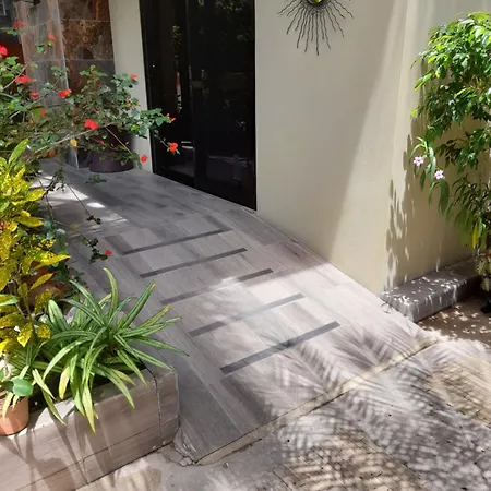 Coyaba Tropical Elegant Adult Guesthouse-2